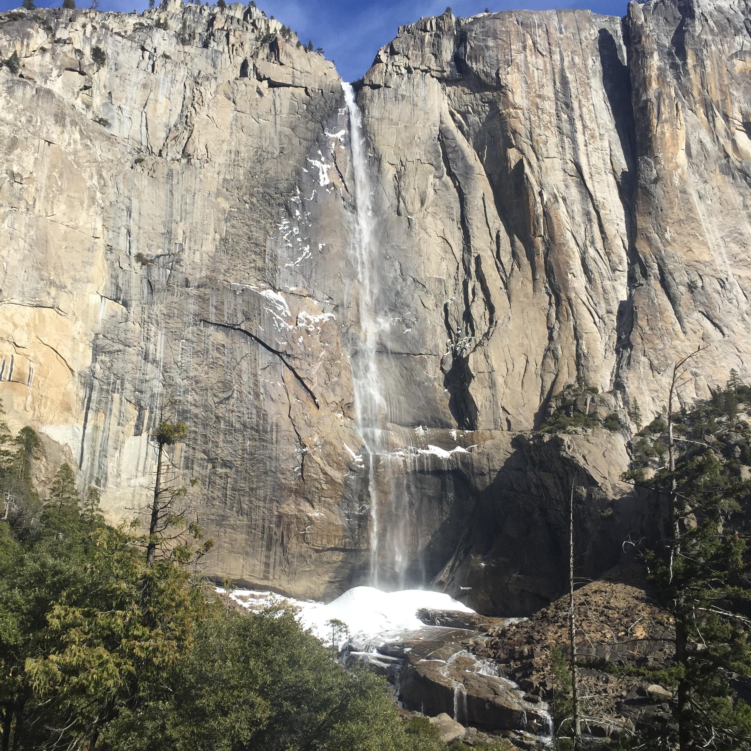 yosemite falls.jpg