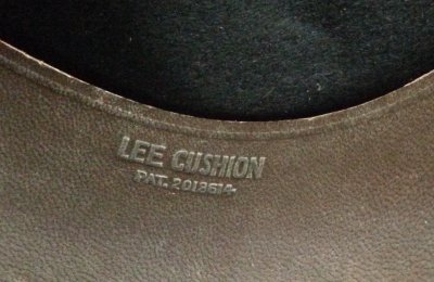 lee_cushion_1.jpg