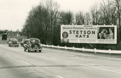 stetson_hats_billboard_1942.JPG