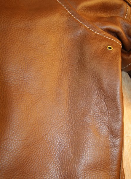 Aero Board Racer Russet Vicenza Horsehide HWM back grain.jpg