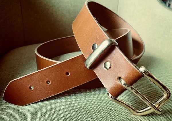 Sedgwick Bridle Leather 01.JPG