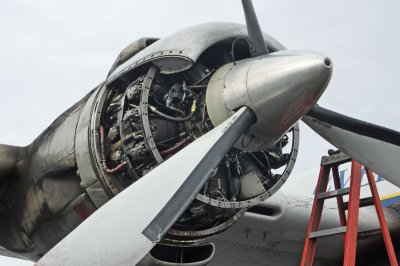 Kenai, AK Everts Air Fuel DC-6 2 R-2800 CU .jpg