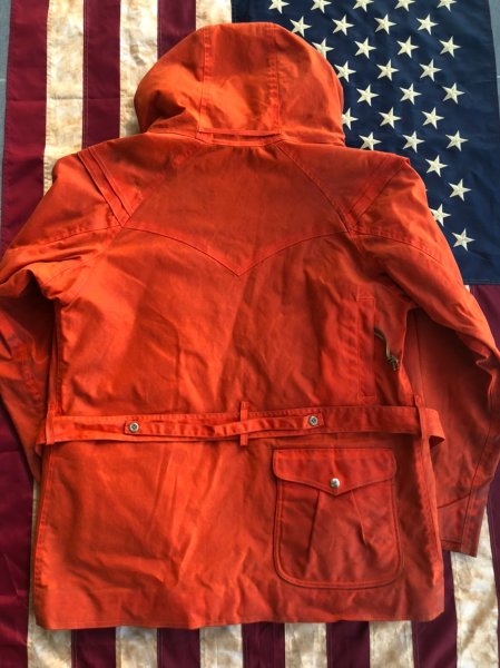 monitaly mountain parka_04.jpg