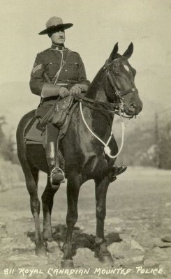 RCMP_1935_postcard.jpg