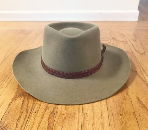 akubra front.jpg