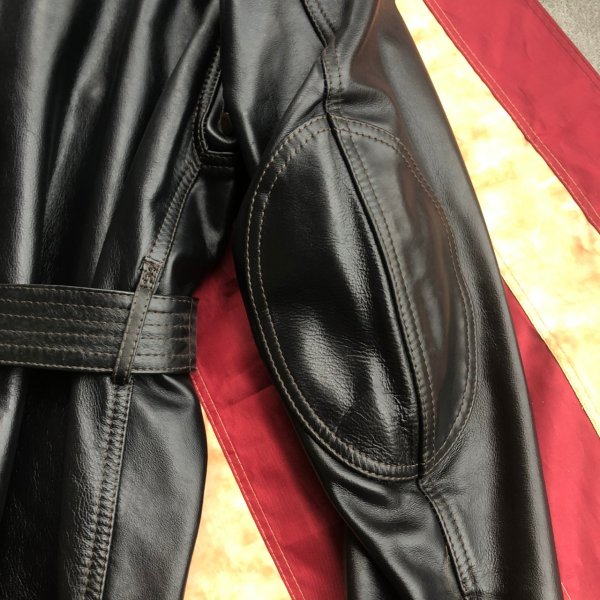 Belstaff panther_02.jpg