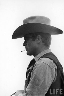 001-james-dean-theredlist.jpg