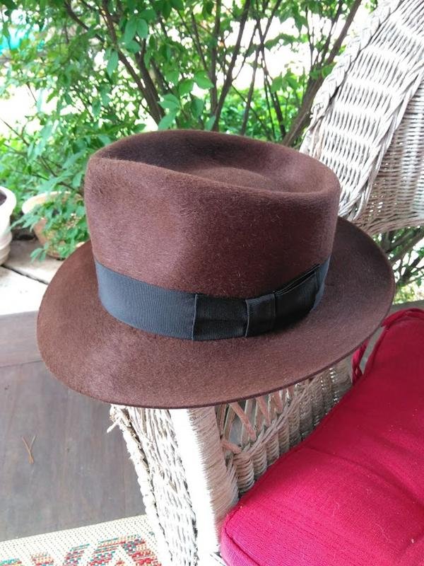 Brown-Hat-4-X-Stetson-6-A.jpg