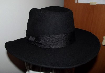 03 Fedora S.jpg