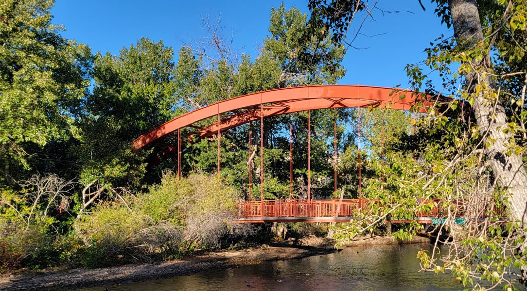 Baybrook Court Bridge 3.jpg
