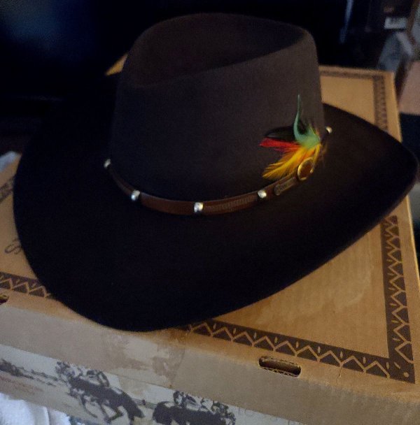 Akubra Boss 20260625_194413.jpg