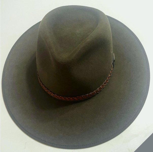Akub Tablelands olive brown 56 X.jpg