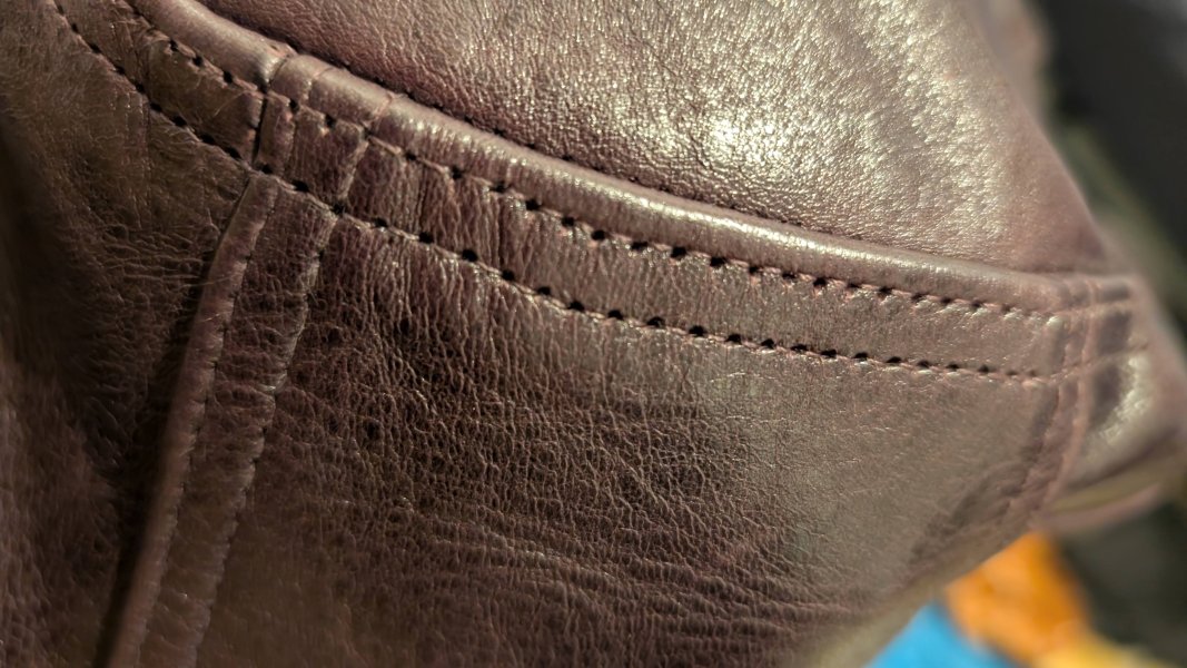 right-shoulder-stitch.jpg