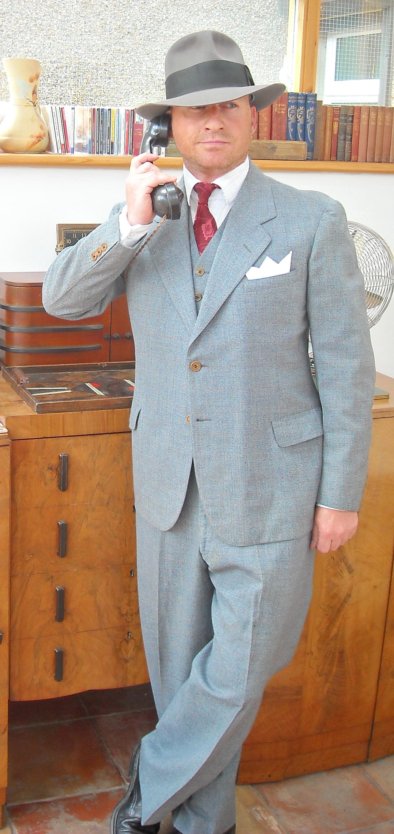 BLUE 1940 SUIT 003