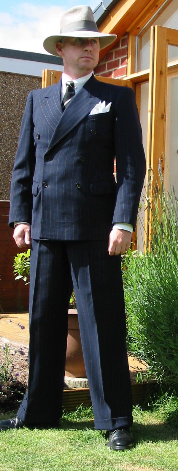 Burtons1940suit 003