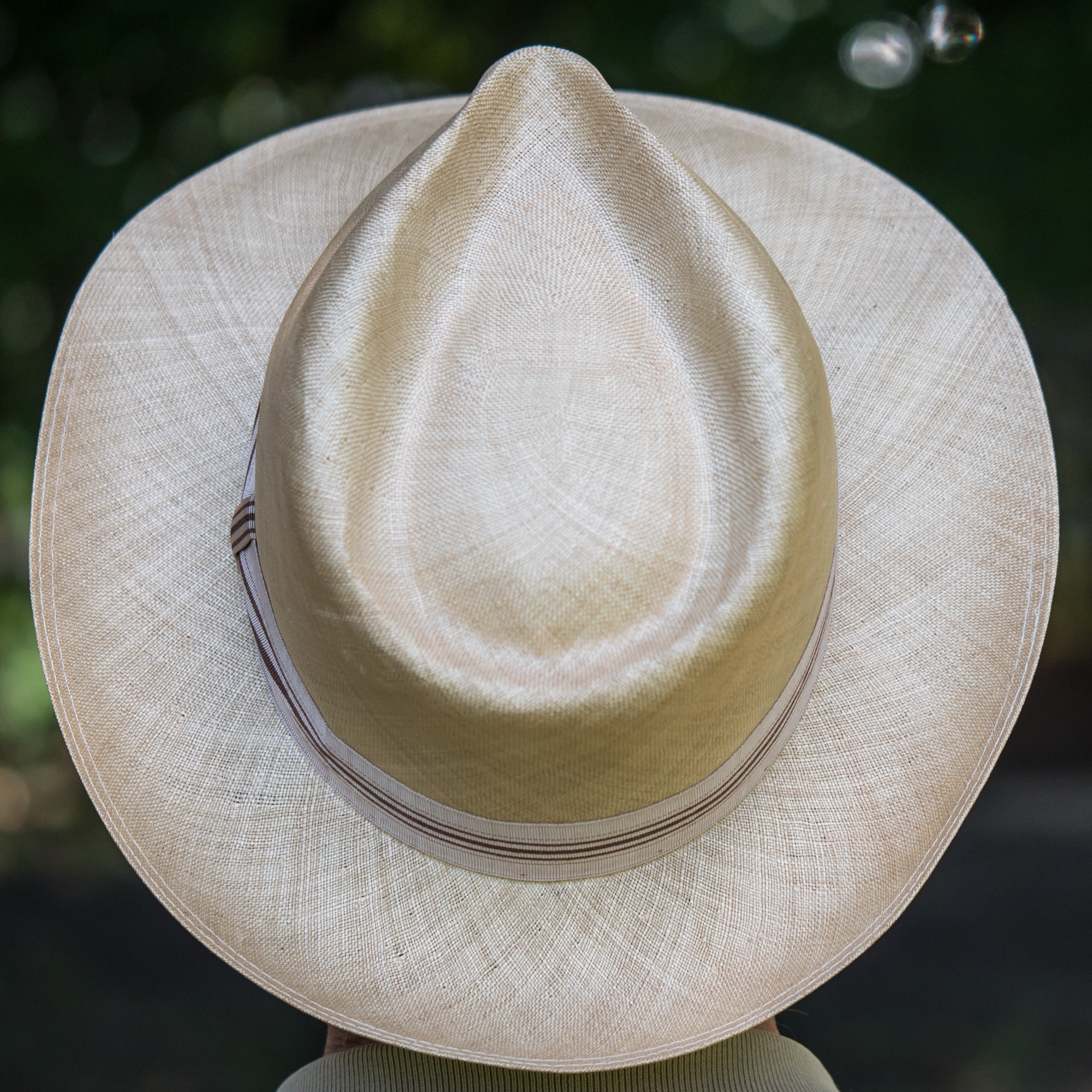 Hat-Reich-Exoten-Sisal-Details-105-WEB-XL