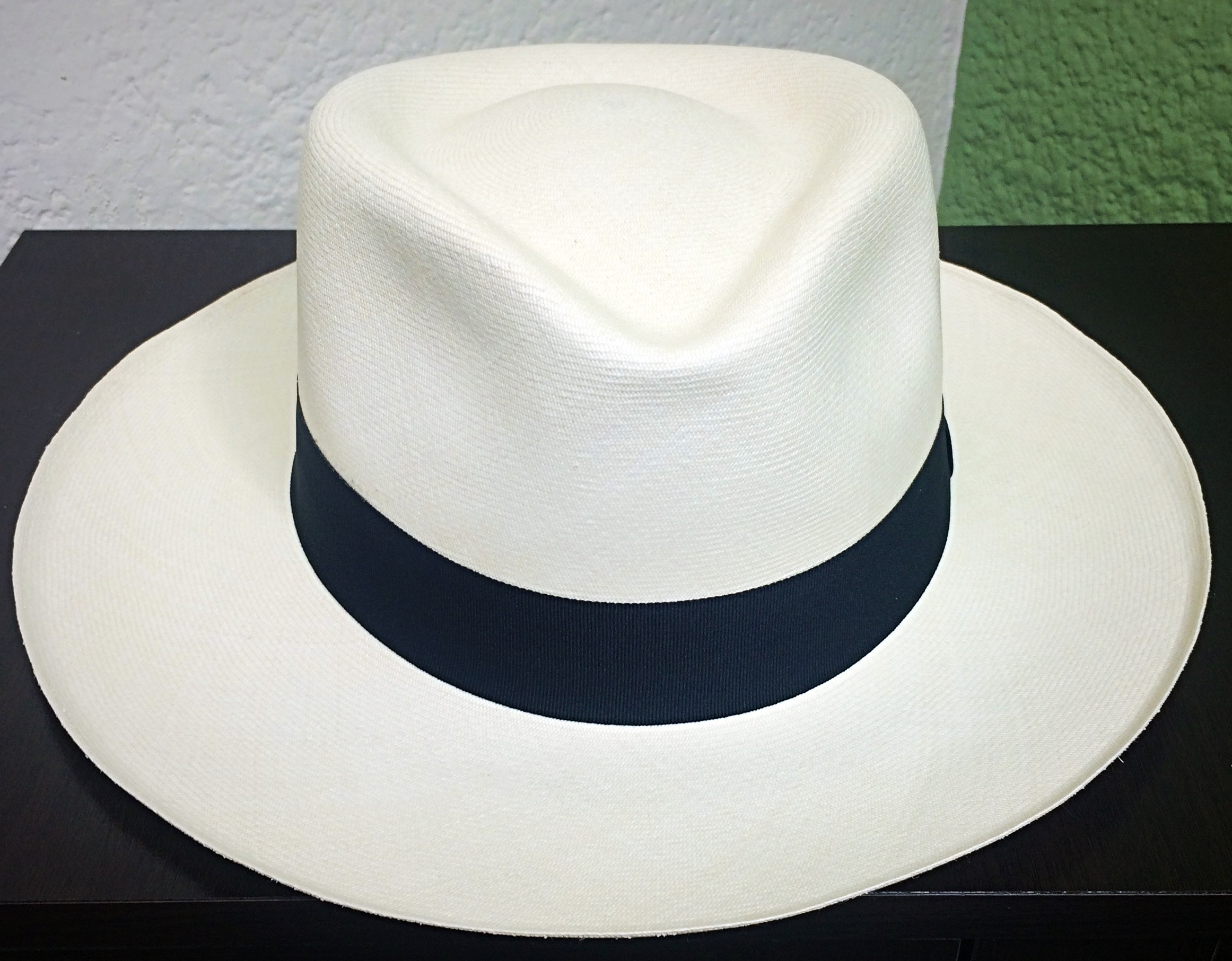 Panama hat grade 38