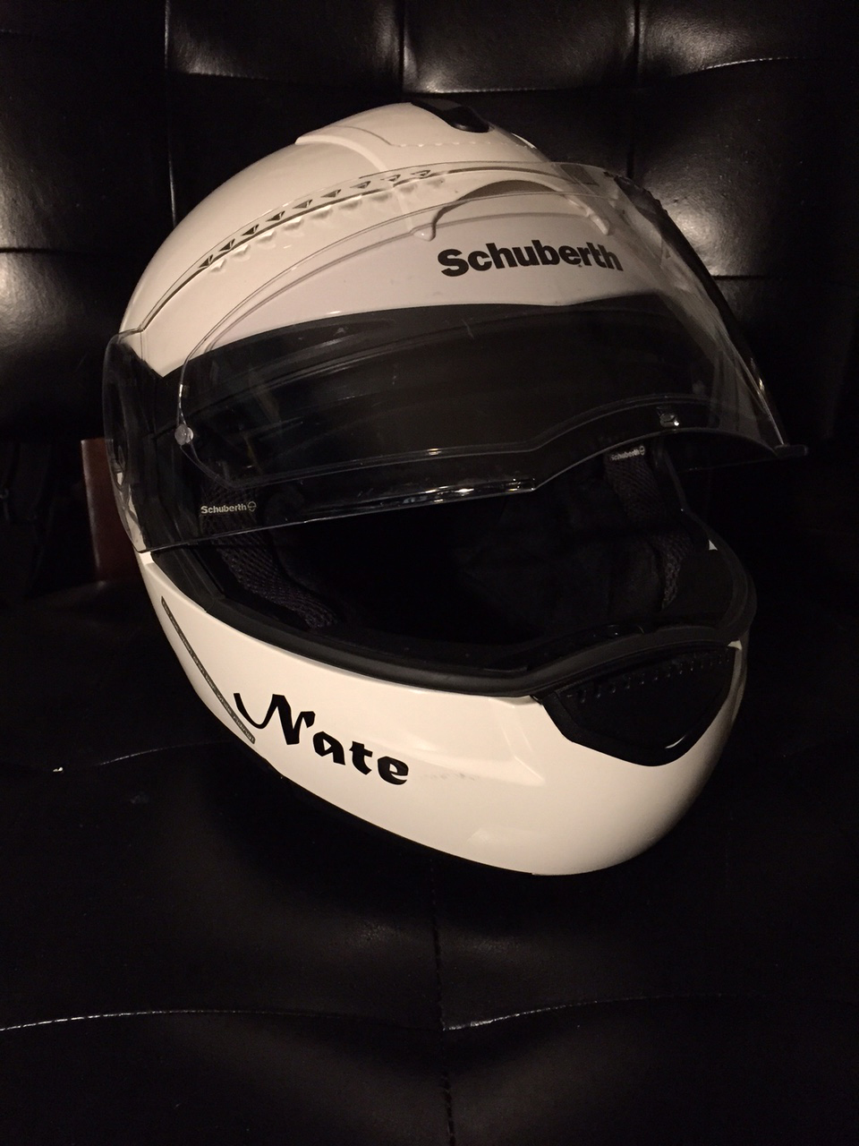 Schuberth.white